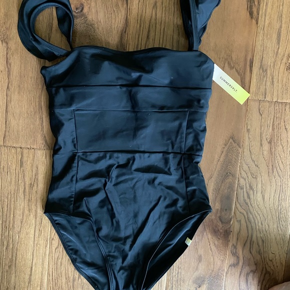 Black summer salt one piece bathing suit - Picture 2 of 4